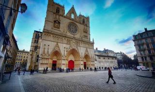 中国红是什么玉质 当中国年遇上中国红